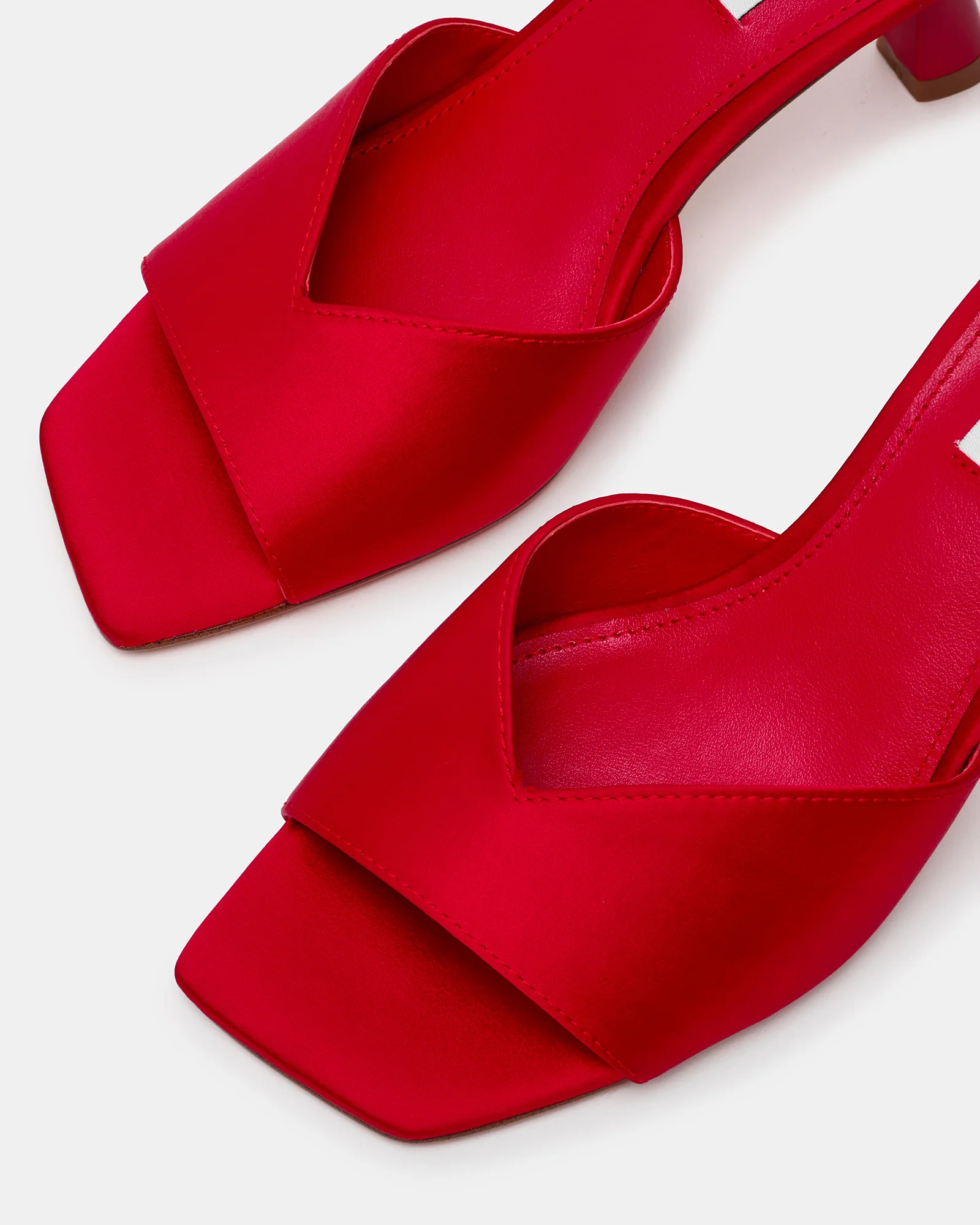 Ivie Mule Rosso Satin - Image 3