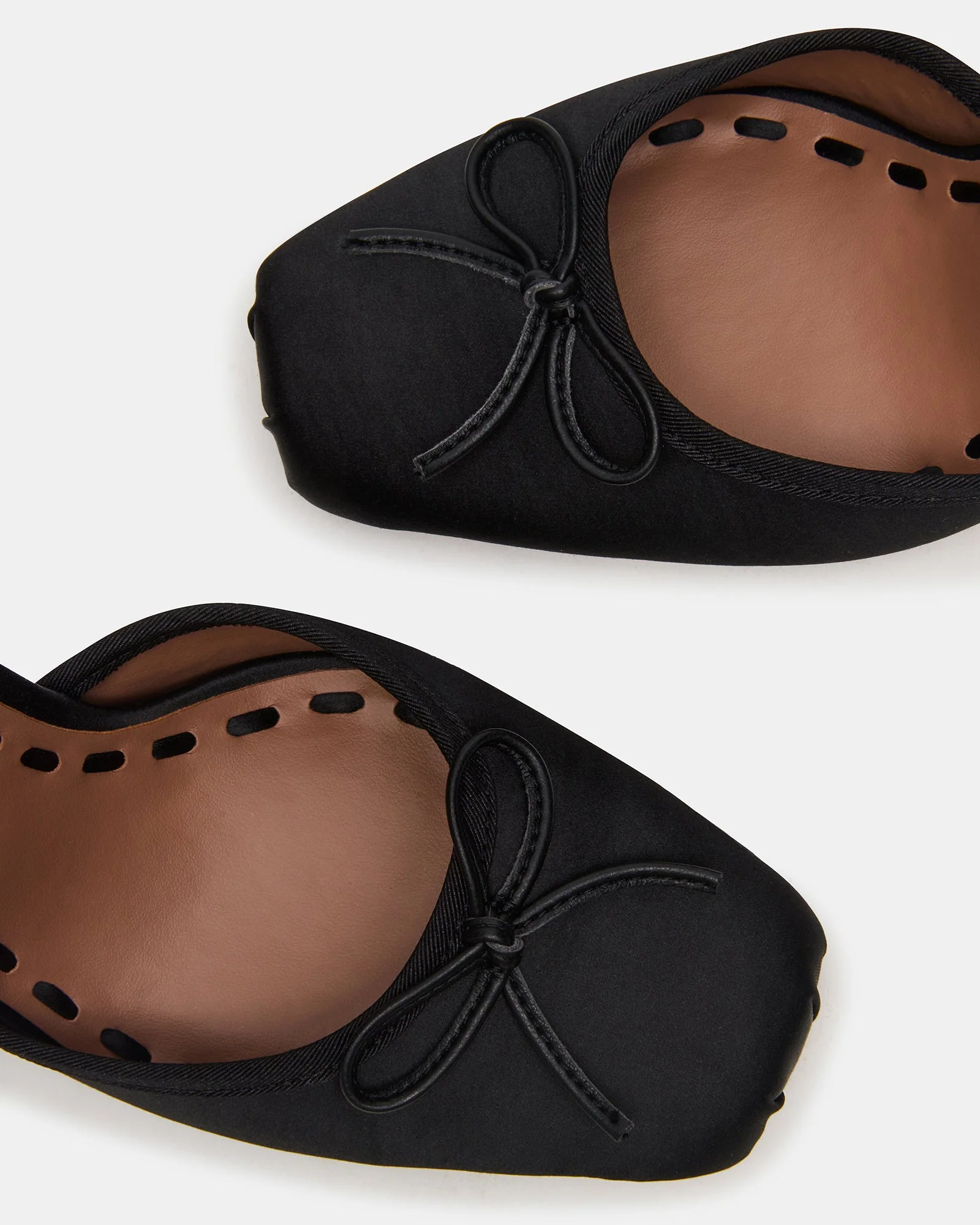Larina Ballerina con Tacco Nero Satin - Image 5